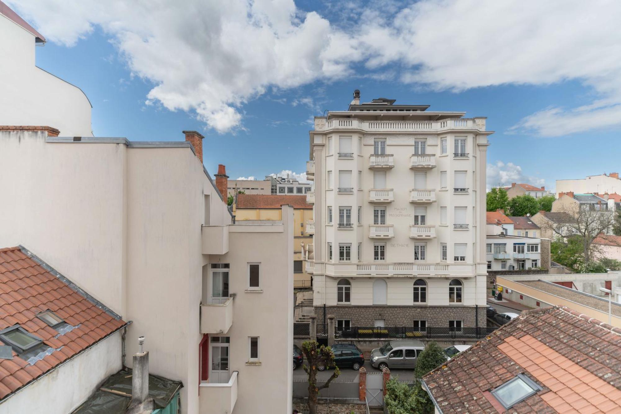Le Petillat - Design En Centre *